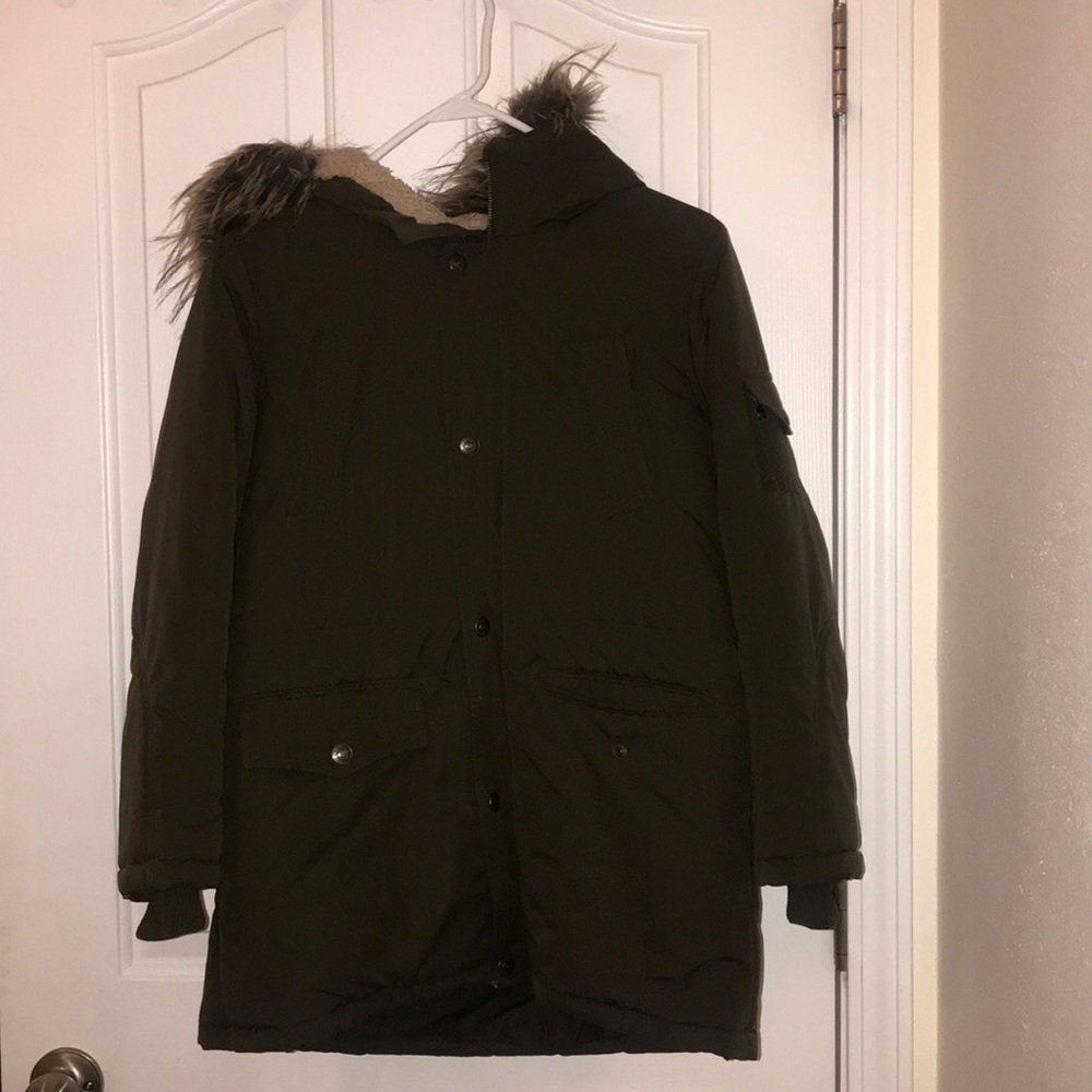 Levi’s winter coat with fur- for women and men